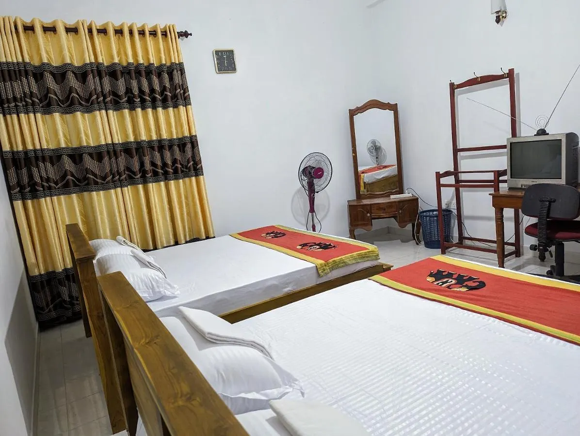 Homestay Moon Water'S Edge Apartment Kandy Sri Lanka