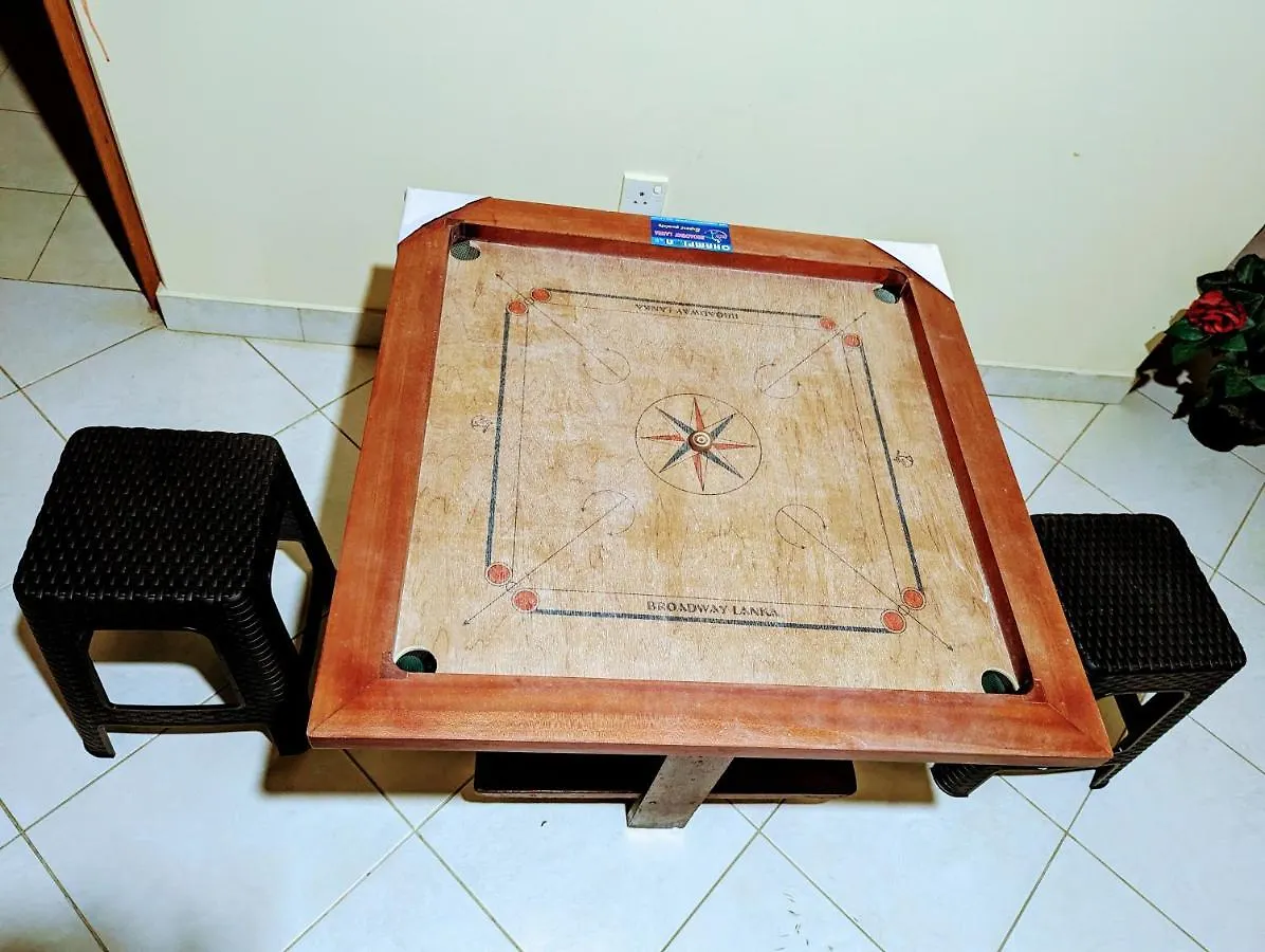 Moon Water'S Edge Apartment Kandy Homestay